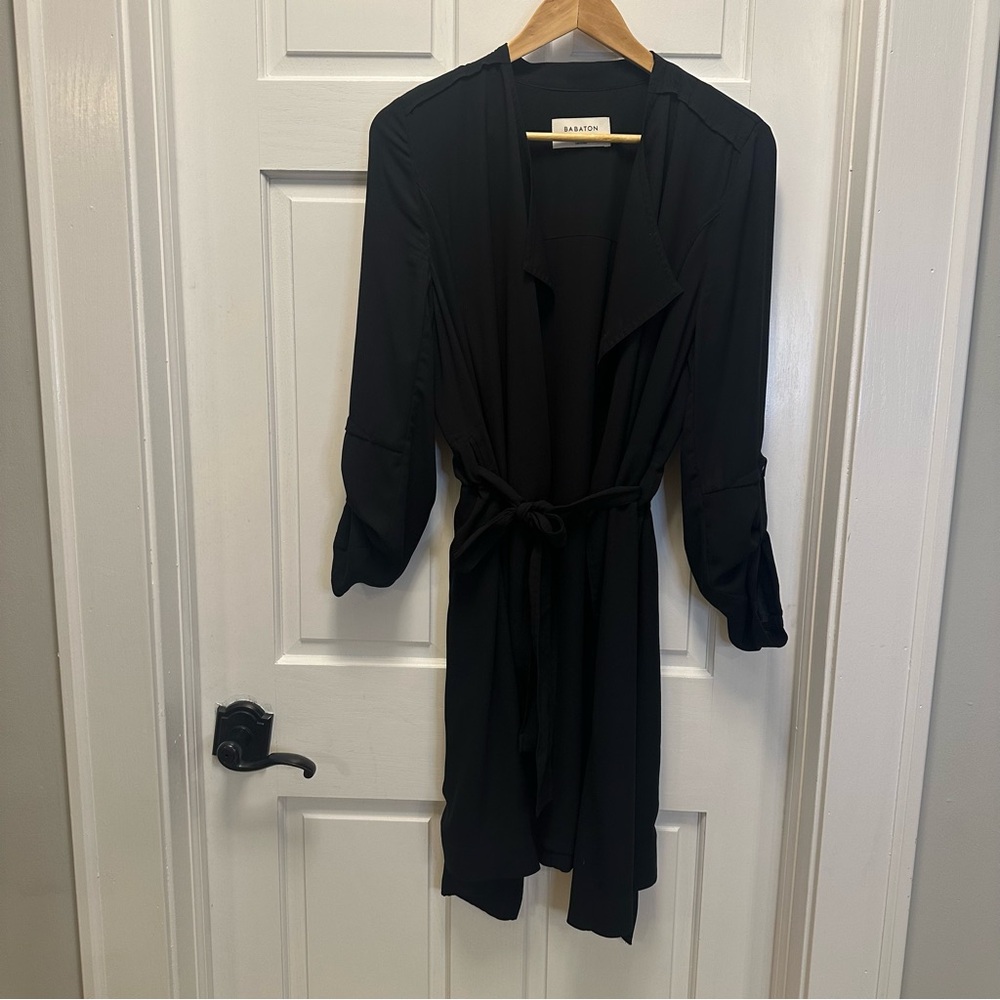 Aritzia Black Long Sleeve Lightweight Jacket (C)